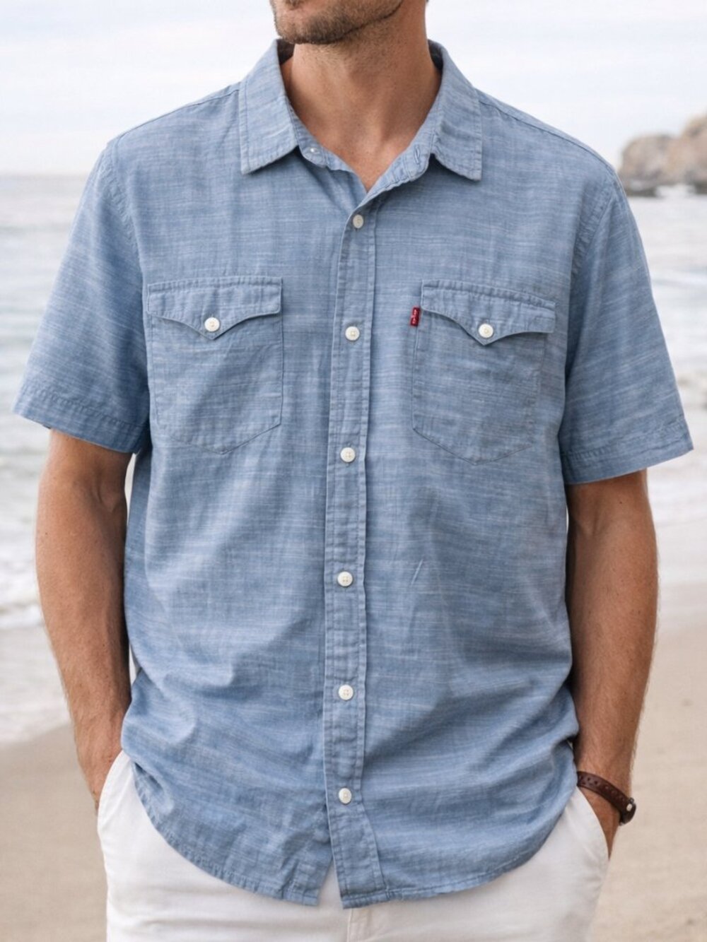 Levi’s Chambray Button Down Shirt Large Blue Short Sleeve Casual